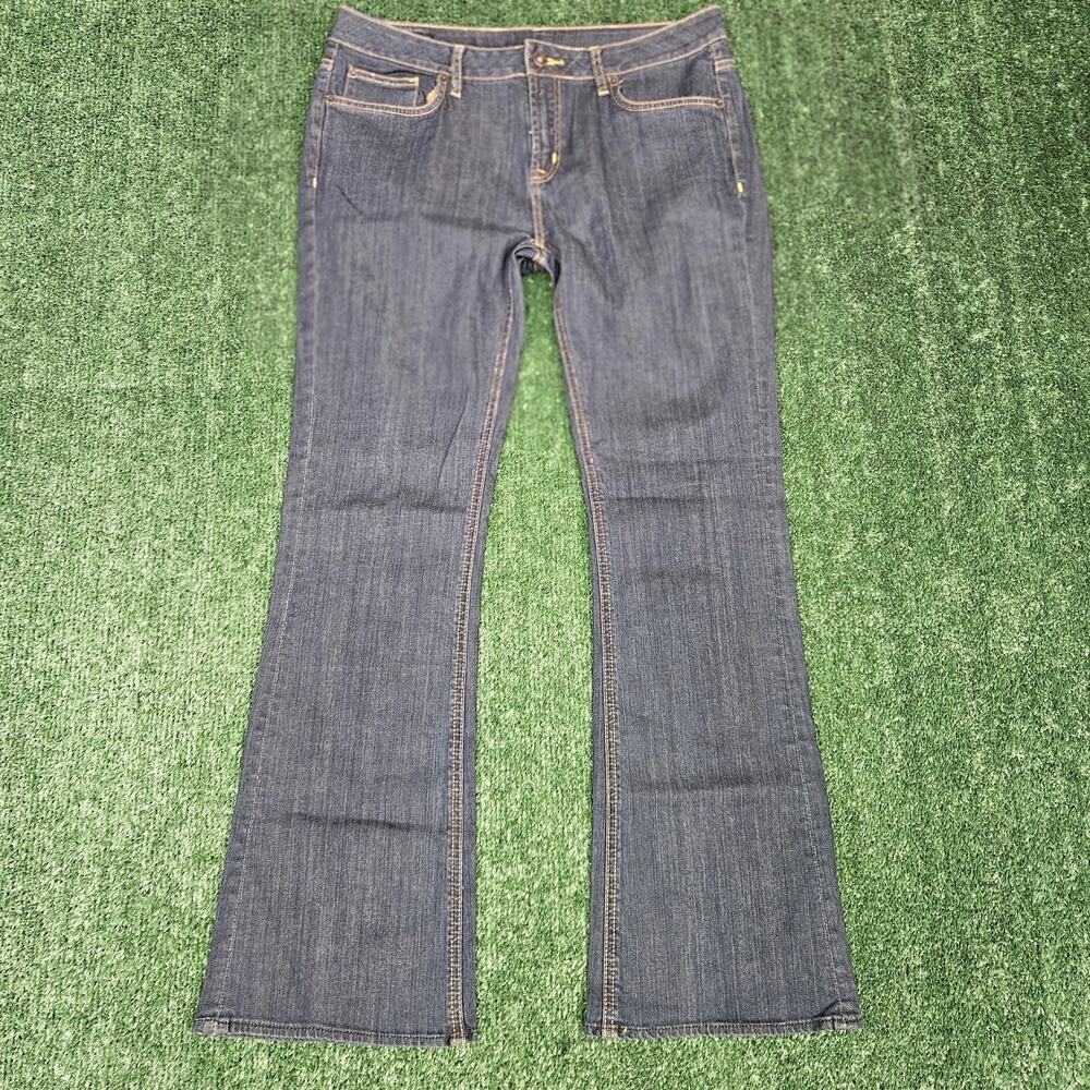 Buffalo David Bitton Mega Stretch Regular Rise Bootcut Jeans Women Size 32 EUC